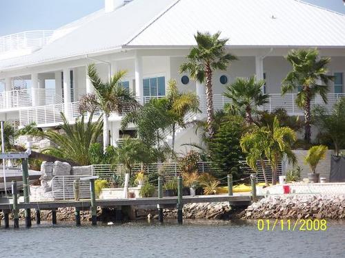 Melodyh65's profile picture. I'm believing God