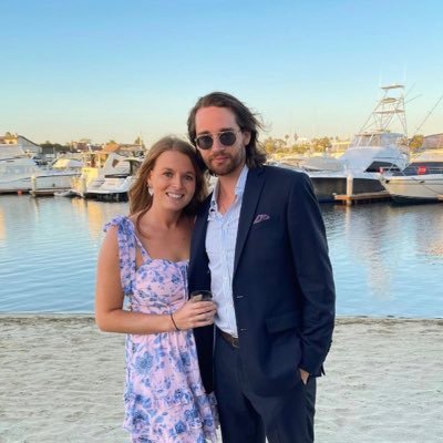 evan_machan's profile picture. Cleveland Browns Fan, dad to bear the lil labradoodle, and fan of the Oxford comma