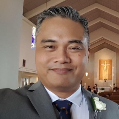 Chatholic, Conservative, Filipino from Hawaii.