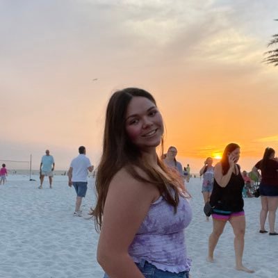 arissaleddy's profile picture. the official sister of @ashlynleddy