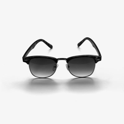 yoyunoarujinsei's profile picture. 自分の世界を広げたい。もっといろんな価値観を知りたい。お金が欲しい。時間が欲しい。それは全部『家族と友達に時間とお金をフルで使うため』