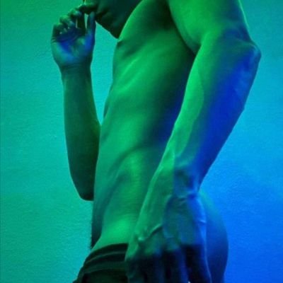 AdrianoGalvez02's profile picture. 