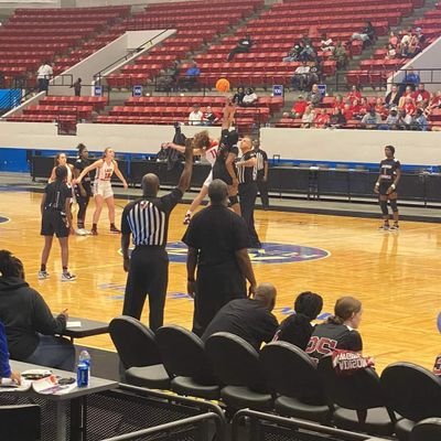 HC of Madison Co. Girls basketball. 2019 Big Bend COY. Paine College Alum.  🥥🥥 Grove. 
Founder of Reaching Beyond Inc.