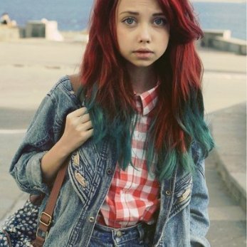 LauraWa32596322's profile picture. 