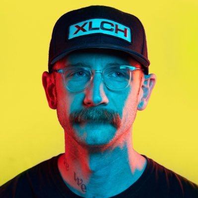 building things / art x eng / concerned with human ➡️ machine interactions / co-founder & cto @citrusdisplay / previously head of brand eng at @Patreon