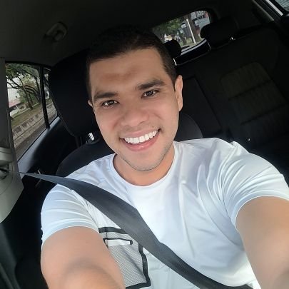 joseruizmolina's profile picture. En la vida el que persevera, alcanza sus metas. La disciplina siempre se impone ante la inteligencia.