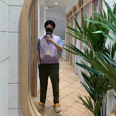 HarlPoppa's profile picture. bareboned