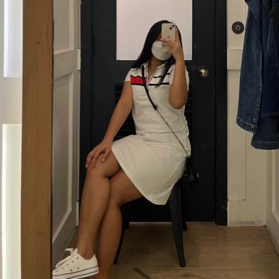 ashleyahyne's profile picture. 