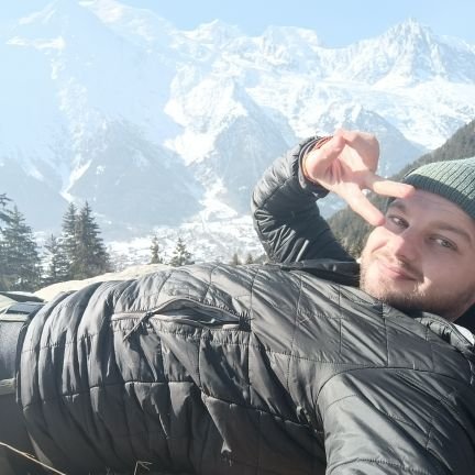 Maximednc's profile picture. hello, i like to take pictures.