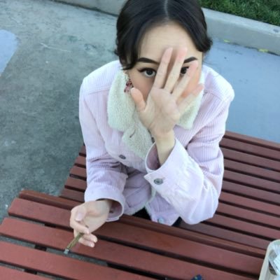 p1nkf1end's profile picture. 