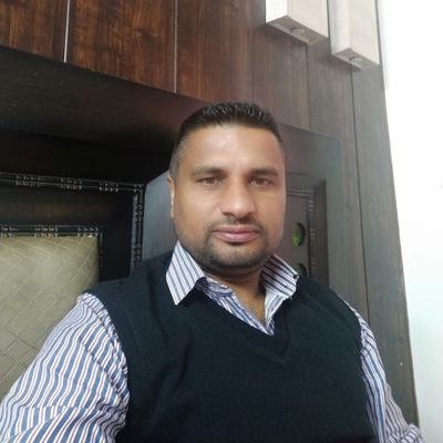 Dineshsingh9995's profile picture. 