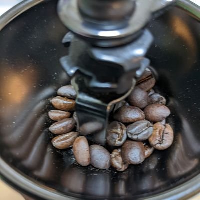 13kei3's profile picture. 無言フォロー申し訳ありません　バイクと自転車が大好きな51歳　CB400SFとTZR125　乗るよりも直してる時間のが長く、そしてそれが愉しい。　ロードバイクはCannondaleのCAAD8　BorSorte👍