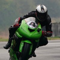 Just a poor boy from a poor family (@tux600) 's Twitter Profile