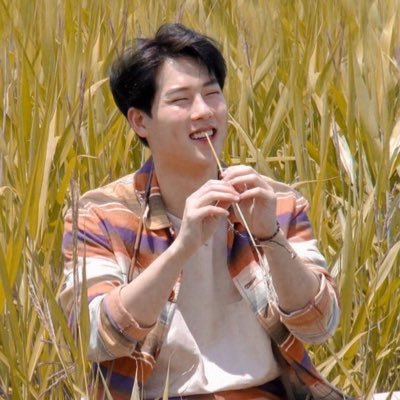 gomsoonmom's profile picture. 이주헌 잘생겼다