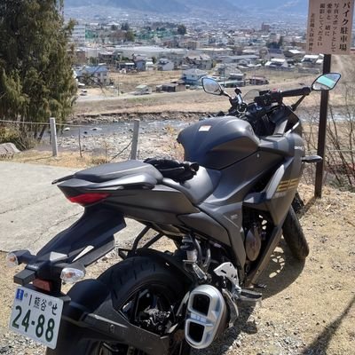 ジクサーSF250
基本ソロツーリング
バイク乗りたいから毎週日曜日晴れてくれ!!
