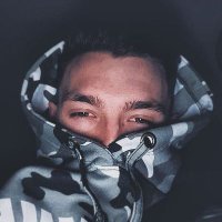 . (@rhysmutinylloyd) 's Twitter Profile