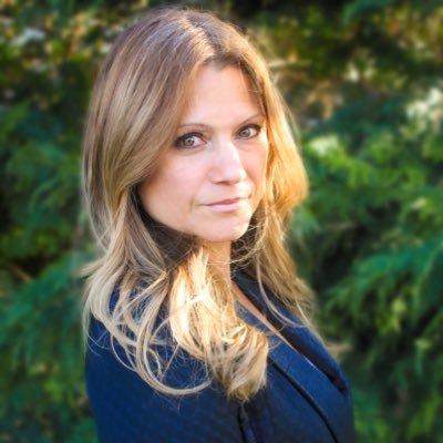 Journalist, writer, explorer, elevating high-quality content. Former producer @msnbc @npr @siriusxm. Contributor @CJR, @currentpubmedia.