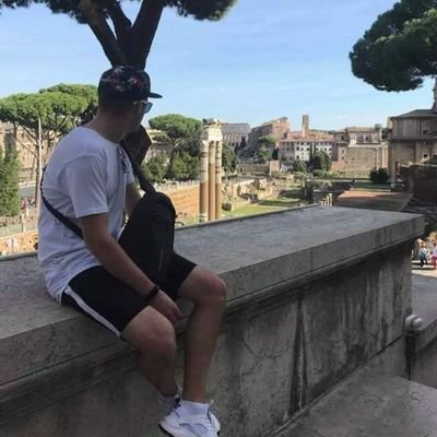 StuartHill25's profile picture. Travel-Football-AVFC