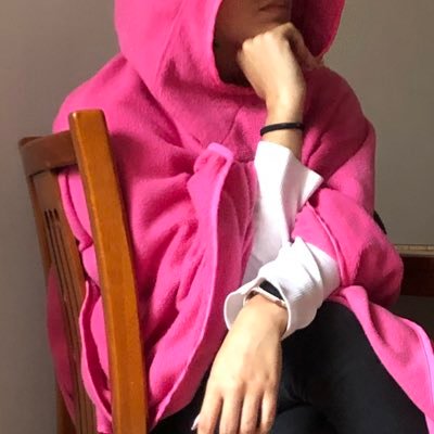 AlbaCorts5's profile picture. 