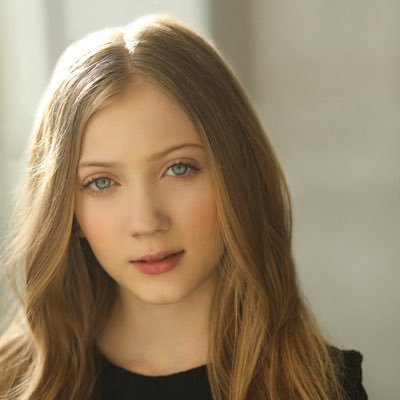 Actress best known as “Young Betty” on #Riverdale Agent: @premiere_Talent follow my Instagram for more posts and updates  :   hannah_bos_official