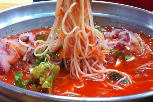 bomi3560's profile picture. ◀ 네이마르 지금 메시?!