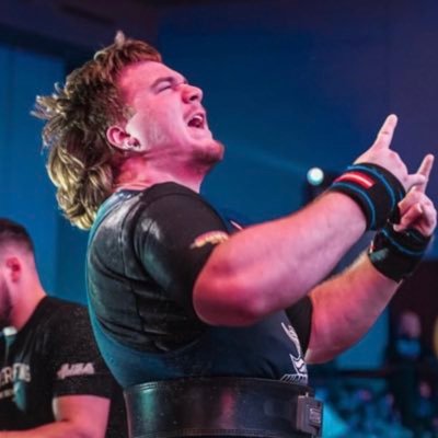 MicaiahLoop's profile picture. 18 | Midland U ‘25 | Powerlifter