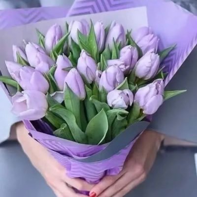 لست متاكده من وجودي بحياتك طويلا لكني مطمئنه بأني غرست بداخلك ذكري ستبقي للابد