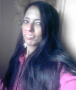 Professora, escritora e uma pessoa que ama a Deus, sua família, seus amigos, a música, a literatura e tudo que há de bom nessa vida.