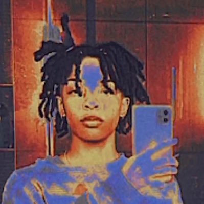 22/ aqua moon virgo rising   ❦ lauryn ❦