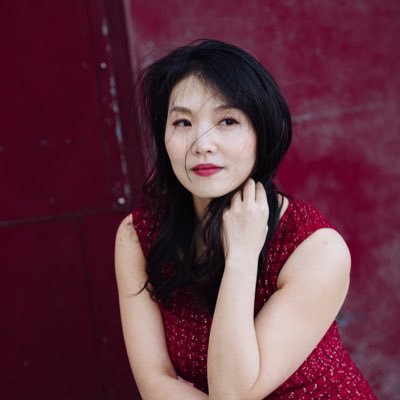 Jeeyoon_pianist's profile picture. 🎹Classical Pianist with a passion for creating a bridge between a classical piano and you. 🎼Educator 📝Writer 🎧Podcaster 📸YouTuber👩‍🎤Art activist