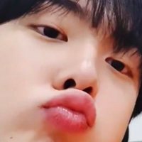 히둥🍑(@_SanHaS2) 's Twitter Profile Photo