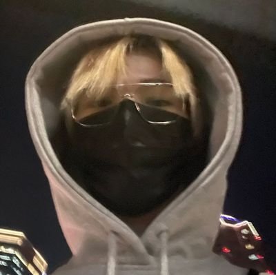 pretty_seyah's profile picture. she/her