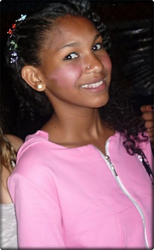 Quem me vê, me vê sorrindo e vai ser sempre assim (♫)'