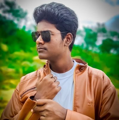 Visva75's profile picture. THALAPATHY VERIYEN😎 
Don't change u r character for anyone🤙
தாழ்த்தப்பட்ட மக்களின் மாவீரன் விஸ்வா👿
🇨 🇭 🇪 🇱 🇱 🇦 🇲 🇱 
🇱  🇴  🇻  🇪  🇷❤