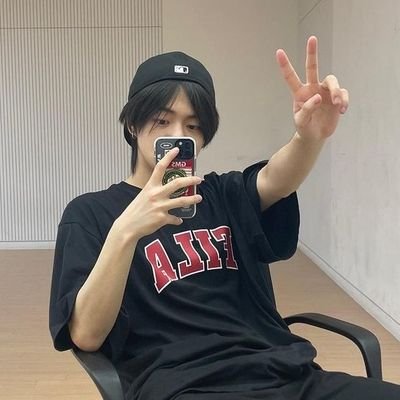 You're on your way @trainee_a 🌠 Let's debut together #TraineeA