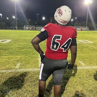 6’2 315 | Class of ‘23 Guard/Defensive tackle | Santaluces HS | 3 sport athlete | Football/ Wrestling /Weightlifting