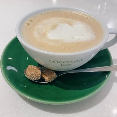 milktea16milk's profile picture. お笑いが好き♀ 芸人さんのラジオを聞くのがすきです。