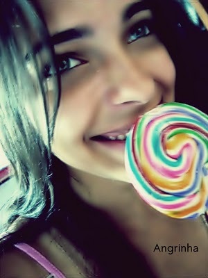 AngraTalita's profile picture. Eu vivo fora dos padrões desse mundo;
pois estes padrões não levam a ABSOLUTAMENTE nada;
só te fazem perder tempo;
PERDER O TEMPO DE CONHECER A VERDADE !