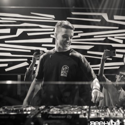 Co-owner/Órbita Label & echoes
Python and CCNA student
https://t.co/MZfs8fXpPI
https://t.co/Pz3cIzVvxH
https://t.co/tAPELRODSD