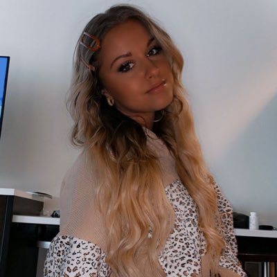 JChickadonz's profile picture. 