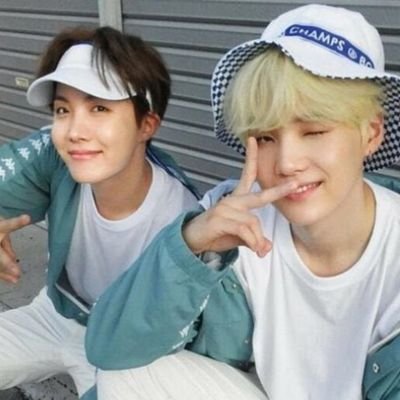 sope lover 💜 ot7 💜 26 💜 RT b0t 💜 vmin + namjinkook 💜