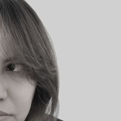 Programador Senior y DBA por oficio, Diseñador gráfico, web y dibujante amateur por placer, con alma de gato, corazón de gato, vivo y respiro gatos... gato🐱