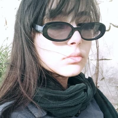 tiredDia's profile picture. نفرت‌ پراکنی در ملع عام.