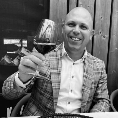 Gert_Schrooten's profile picture. Entrepreneur // Foodie // Proud dad // Apple fan // Football enthusiast // Sigi // mountain lover