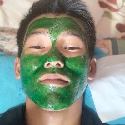 phimhaychannel2's profile picture. 