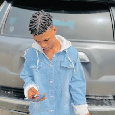 I’m not that romantic all my life is base on doing songs 🎶🎶cause I’m a sick 😷 rapper muzik is the fucking Panadol