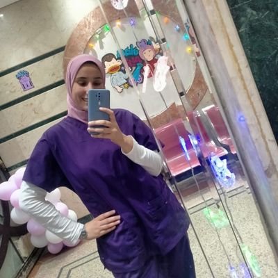leila7422's profile picture. Nephrologist