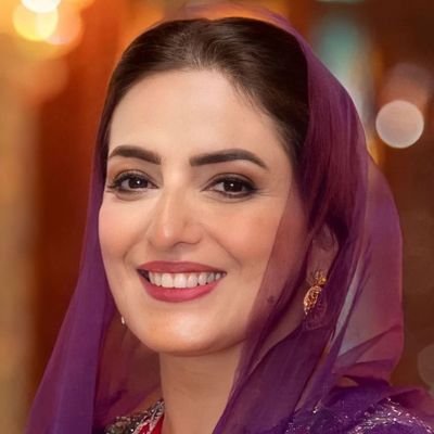عمانية أصيلة سليلة مجد #قابوس طيَّب الله ثراه ...بلادي #عُمان خط أحمر ،،عصبتي وحميّتي لها حتى عَميق نُخاعي🇴🇲