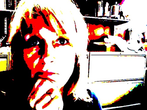 twistedstrap's profile picture. interiordesignermotherfoodiepilatesrunnerphotobuff