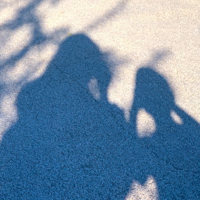 優しく愉快に生きたいし育てたい。2014生の活発で繊細な男子がいます。凸凹差50以上。平和を愛する好奇心旺盛な明朗タイプ。私は楽観的になりたい心配性。